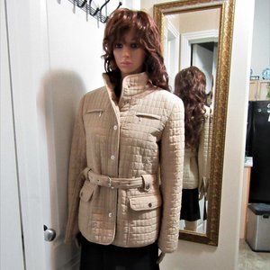 Ladies size Small biege coat Giacca